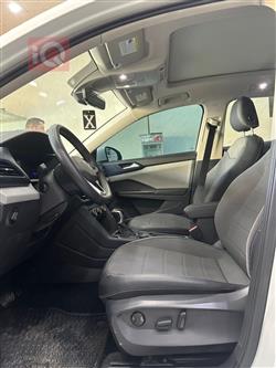 فولكسفاغن تاوس